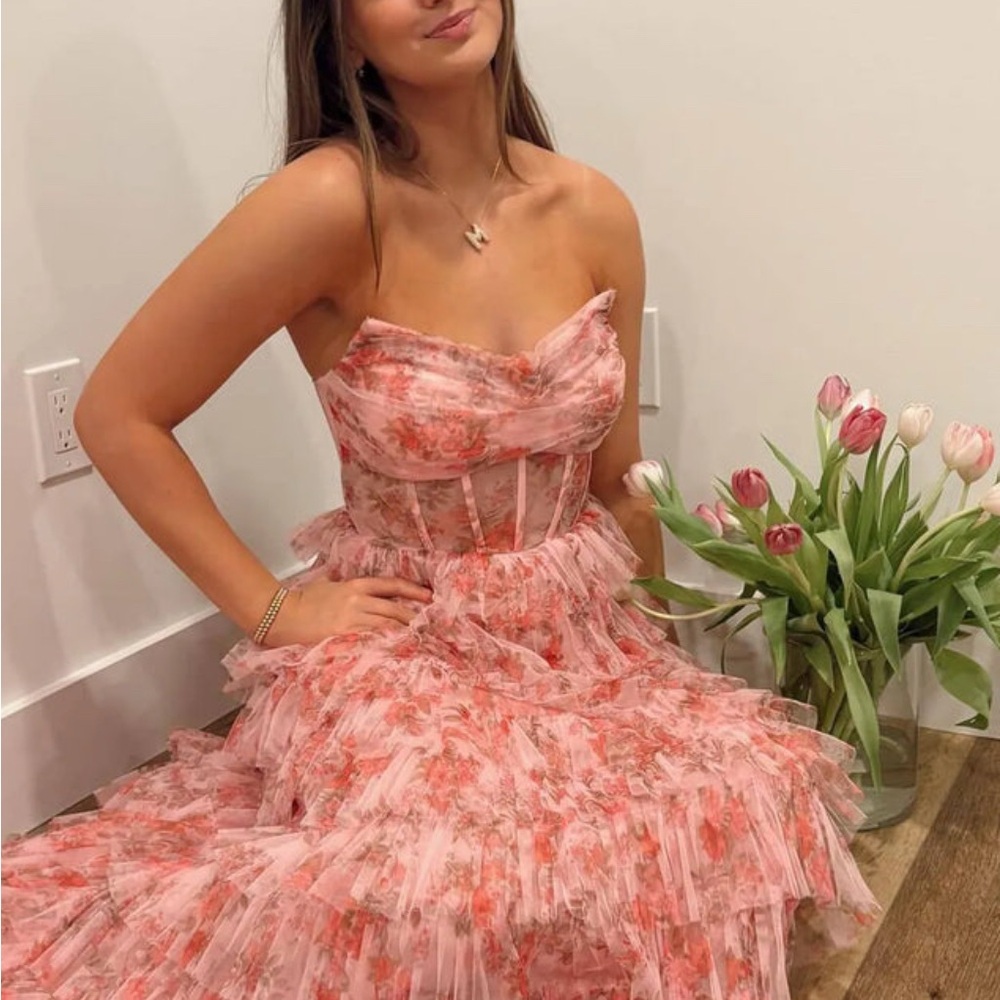 Elegant Strapless Floral Dress